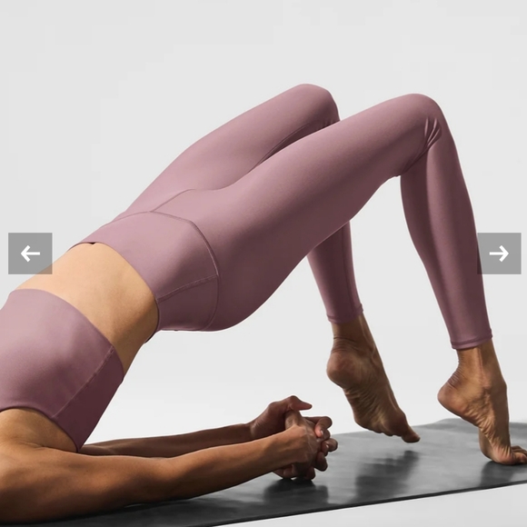 ALO Yoga Pants - ALO Yoga Lavender Leggings